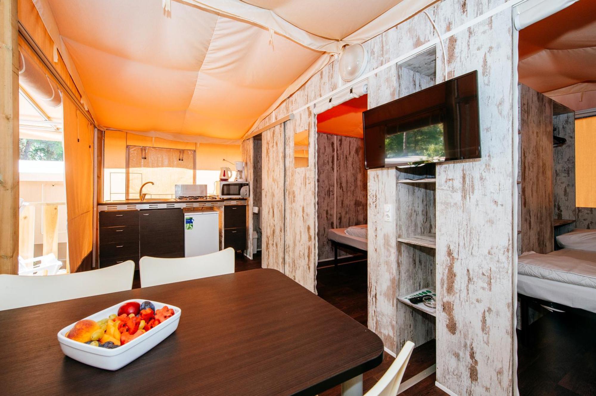 Zaton Holiday Resort Glamping Tents Hoek van Holland Phòng bức ảnh